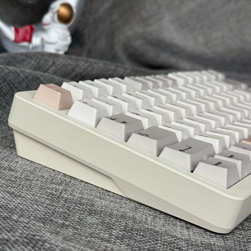 FURYCUBE F75 Pro Wireless 3 Mode Mechanical Gaming Keyboard Hot Swappable  – 【Creamy Beige】- Only at EpicalArc - Image 4